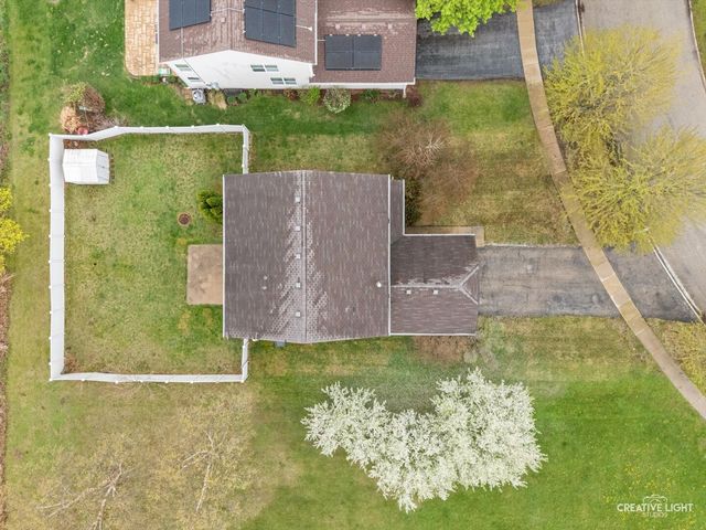 443 Grape Vine Trail, Oswego, IL 60543