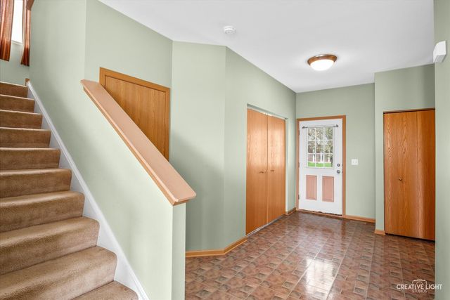 443 Grape Vine Trail, Oswego, IL 60543