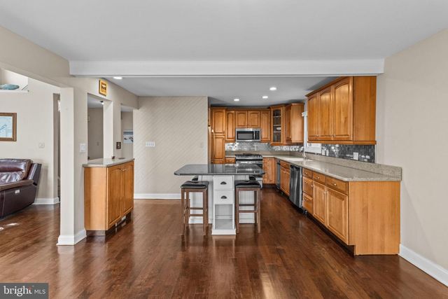 63 OHIO DR, Tuckerton, NJ 08087
