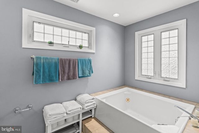 63 OHIO DR, Tuckerton, NJ 08087