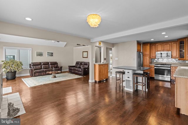 63 OHIO DR, Tuckerton, NJ 08087