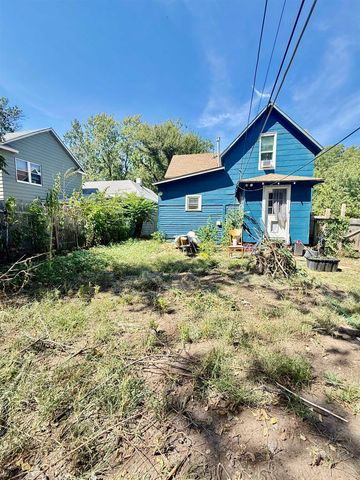 418 N Erie St, Wichita, KS 67214