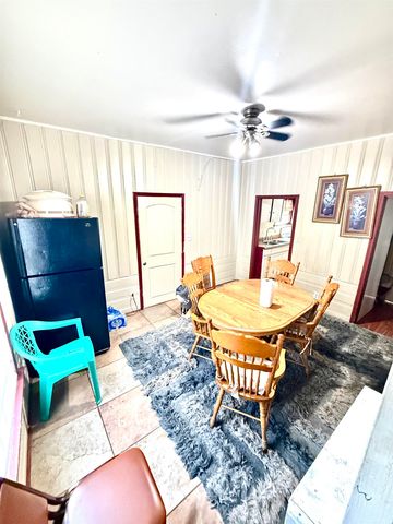 418 N Erie St, Wichita, KS 67214