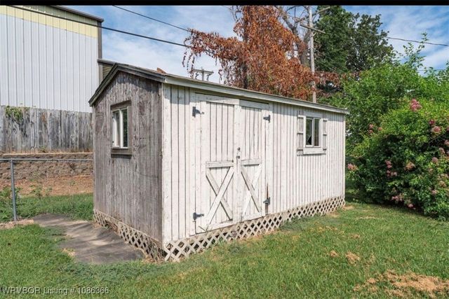 7512 Cypress Avenue, Fort Smith, AR 72908