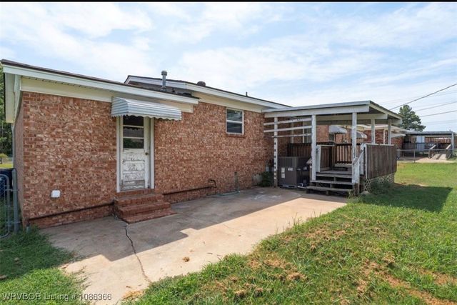 7512 Cypress Avenue, Fort Smith, AR 72908