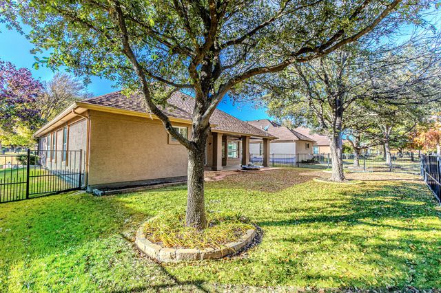 9505 Trailwood Drive, Denton, TX 76207