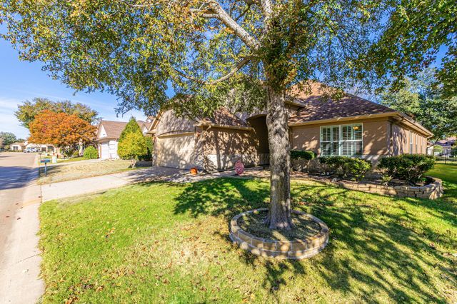 9505 Trailwood Drive, Denton, TX 76207