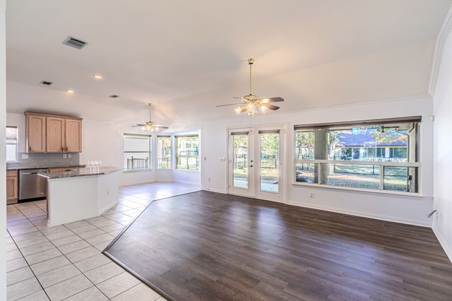 9505 Trailwood Drive, Denton, TX 76207