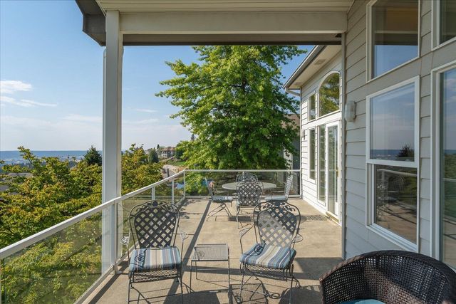 8816 E Woodland Park Dr, Spokane, WA 99217