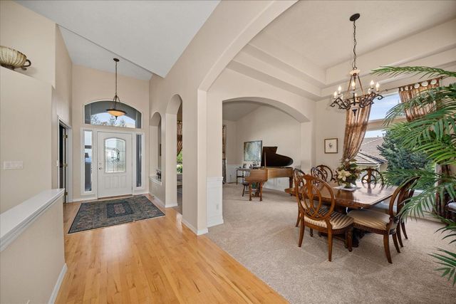 8816 E Woodland Park Dr, Spokane, WA 99217