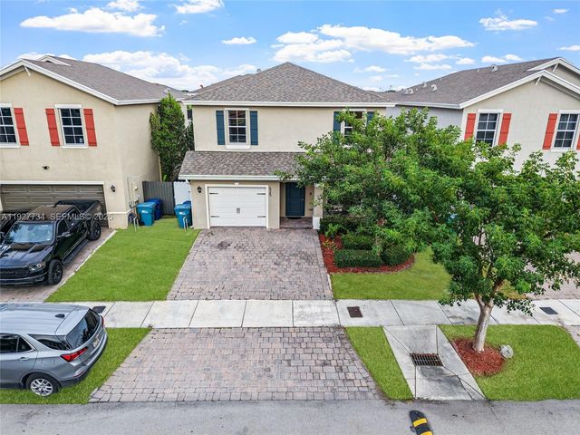 525 NE 6th Pl, Florida City, FL 33034