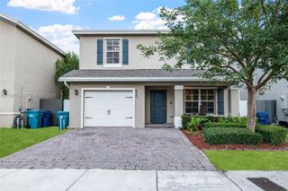 525 NE 6th Pl, Florida City, FL 33034