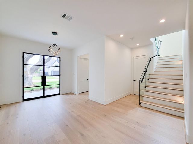 6525 Rolla Street, Houston, TX 77055