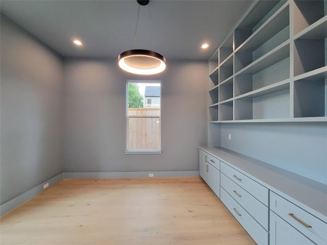 6525 Rolla Street, Houston, TX 77055