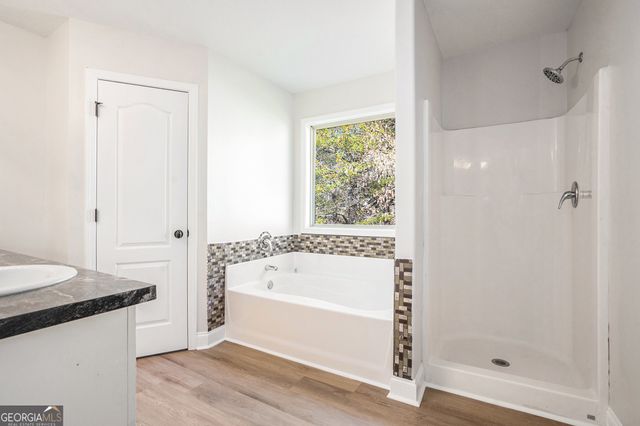 1556 Shoal Creek Drive, Winder, GA 30680