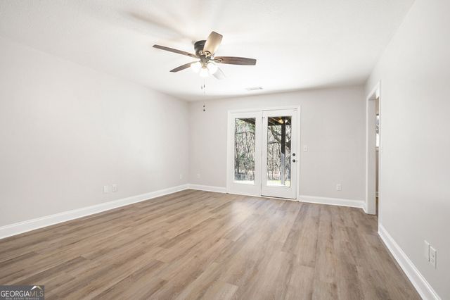 1556 Shoal Creek Drive, Winder, GA 30680