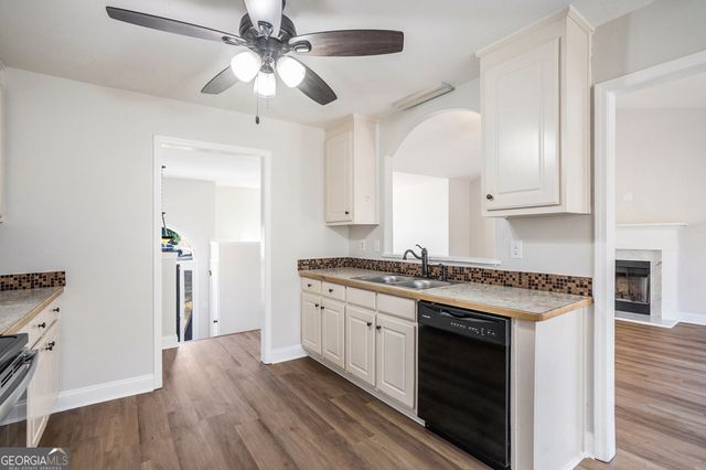 1556 Shoal Creek Drive, Winder, GA 30680