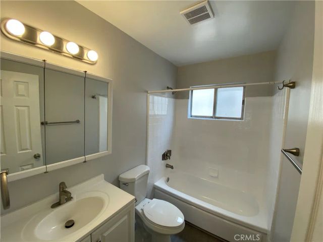 455 W Dryden Street 5, Glendale, CA 91202