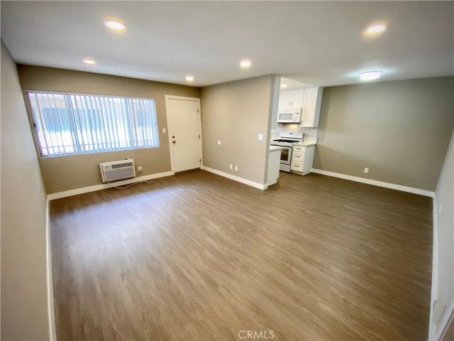 455 W Dryden Street 5, Glendale, CA 91202