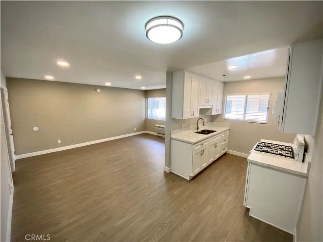 455 W Dryden Street 5, Glendale, CA 91202