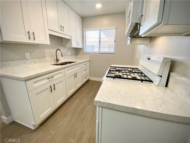 455 W Dryden Street 5, Glendale, CA 91202