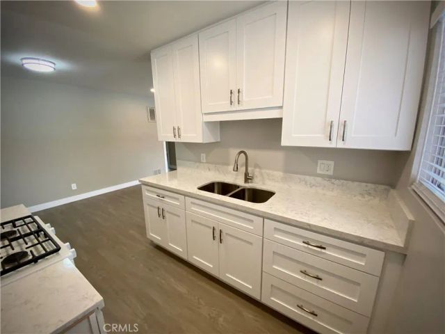 455 W Dryden Street 5, Glendale, CA 91202