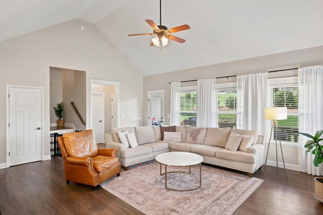 3499 Willow Lake Circle, Chattanooga, TN 37419