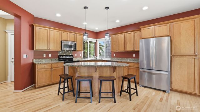 16820 166th Place SE, Renton, WA 98058