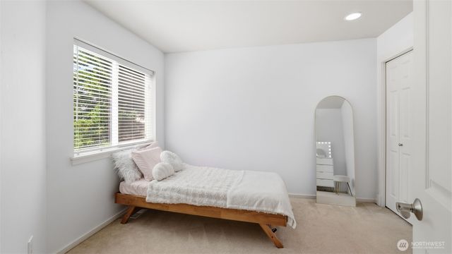 16820 166th Place SE, Renton, WA 98058
