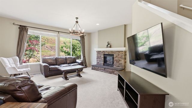 16820 166th Place SE, Renton, WA 98058