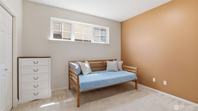 16820 166th Place SE, Renton, WA 98058