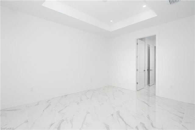 529 Theodore Vail ST E, Lehigh Acres, FL 33974