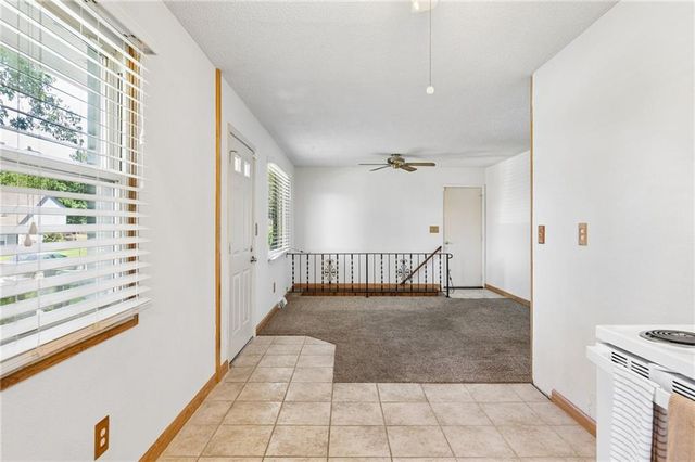 1011 S scott Avenue, Belton, MO 64012