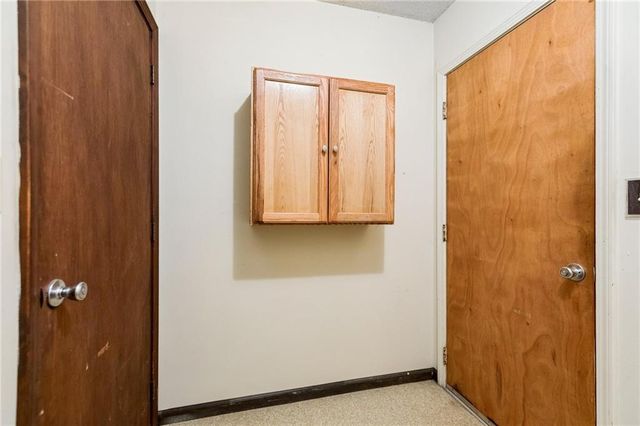 1011 S scott Avenue, Belton, MO 64012