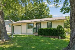 1011 S scott Avenue, Belton, MO 64012