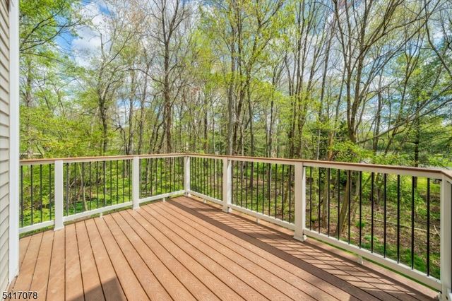 37 Berkeley Sq 37, Watchung Boro, NJ 07922