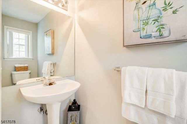 37 Berkeley Sq 37, Watchung Boro, NJ 07922