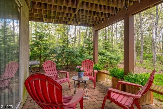 37 Berkeley Sq 37, Watchung Boro, NJ 07922