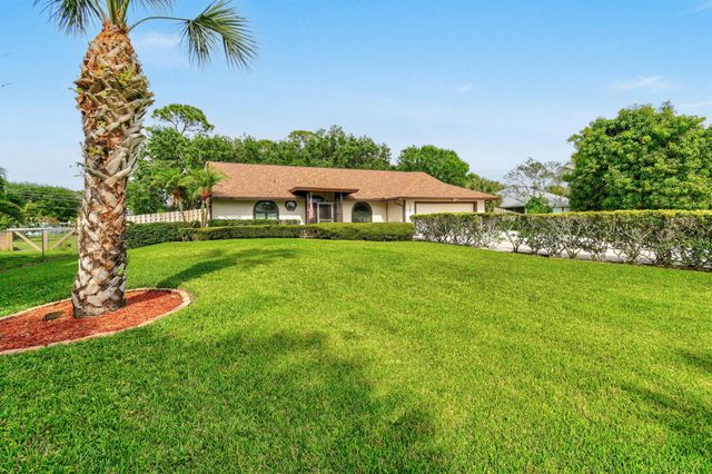 6385 SE Circle Street, Hobe Sound, FL 33455