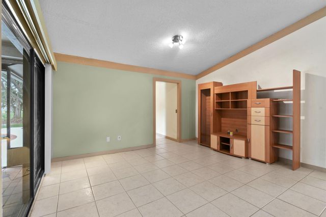 6385 SE Circle Street, Hobe Sound, FL 33455
