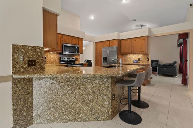 6385 SE Circle Street, Hobe Sound, FL 33455