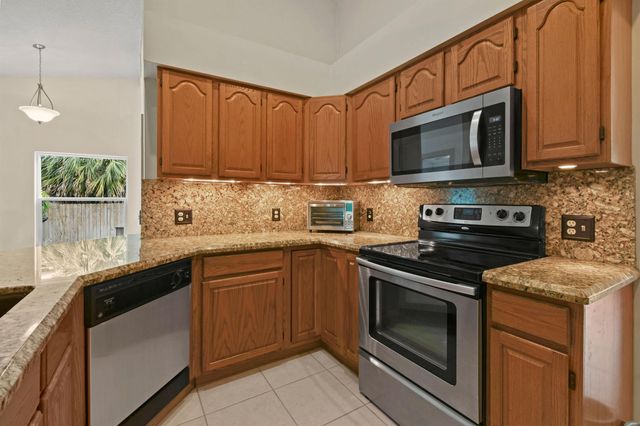 6385 SE Circle Street, Hobe Sound, FL 33455