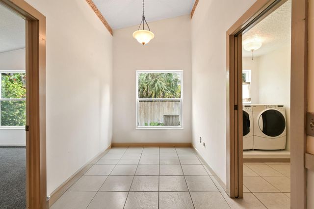 6385 SE Circle Street, Hobe Sound, FL 33455