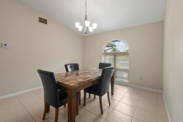 6385 SE Circle Street, Hobe Sound, FL 33455