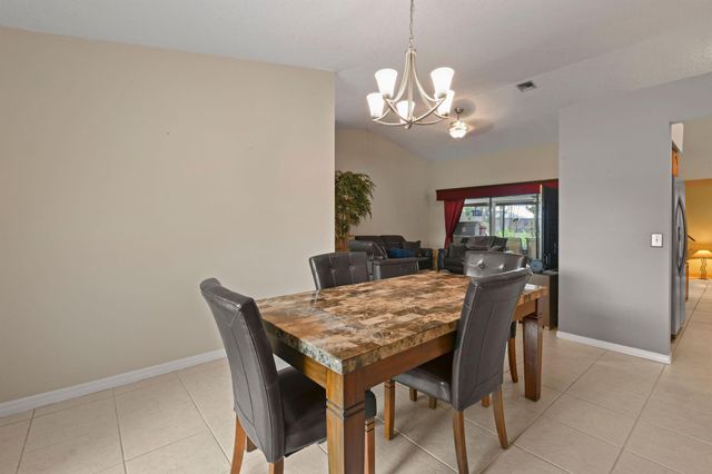 6385 SE Circle Street, Hobe Sound, FL 33455