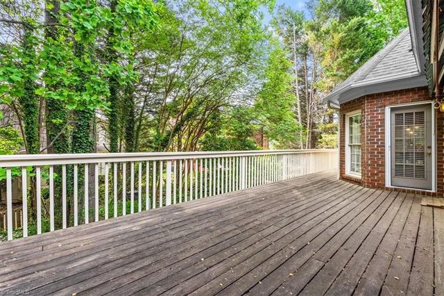 15 Waxwing Cove, Greensboro, NC 27455