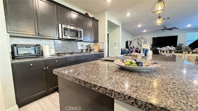 5385 La Bodega, Fontana, CA 92336