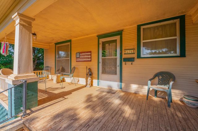 424 N Bluff Ave, Anthony, KS 67003