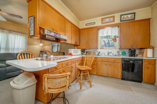 424 N Bluff Ave, Anthony, KS 67003