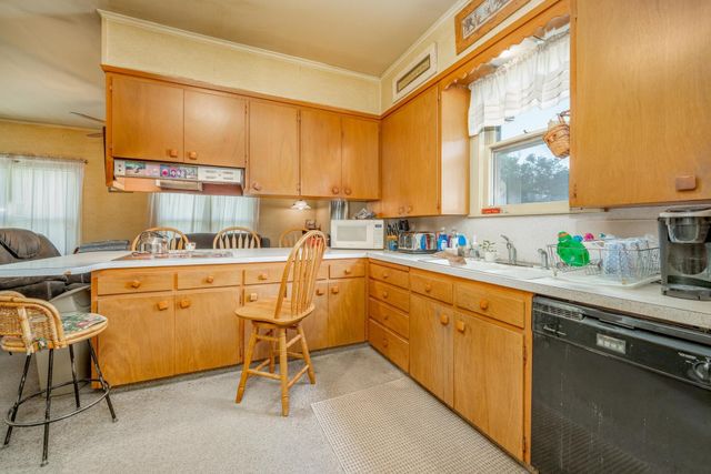 424 N Bluff Ave, Anthony, KS 67003